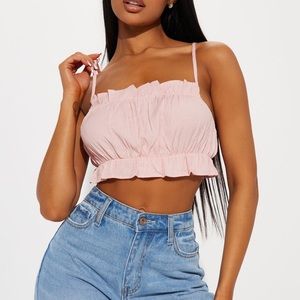 Fashion nova crop top